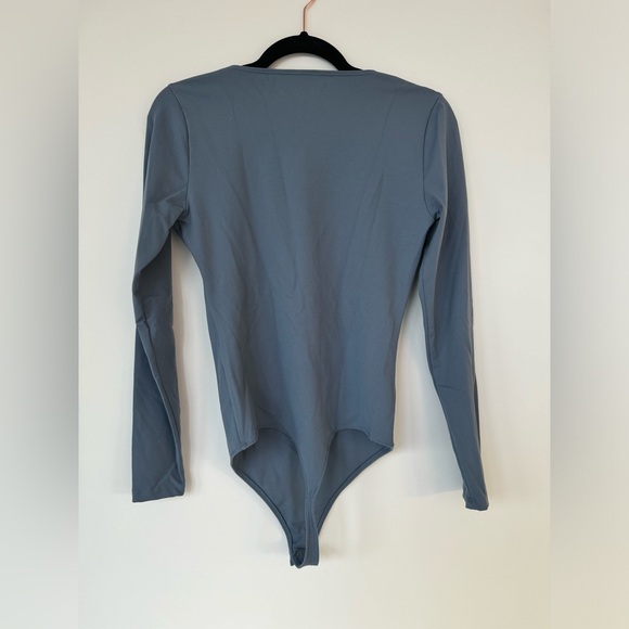 Abercrombie and Fitch squareneck body suit - size large - Picture 2 of 5